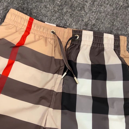 Light luxury quick-drying shorts for men, summer plaid five-inch pants, contrasting color plaid for men, British sand by Hypersku