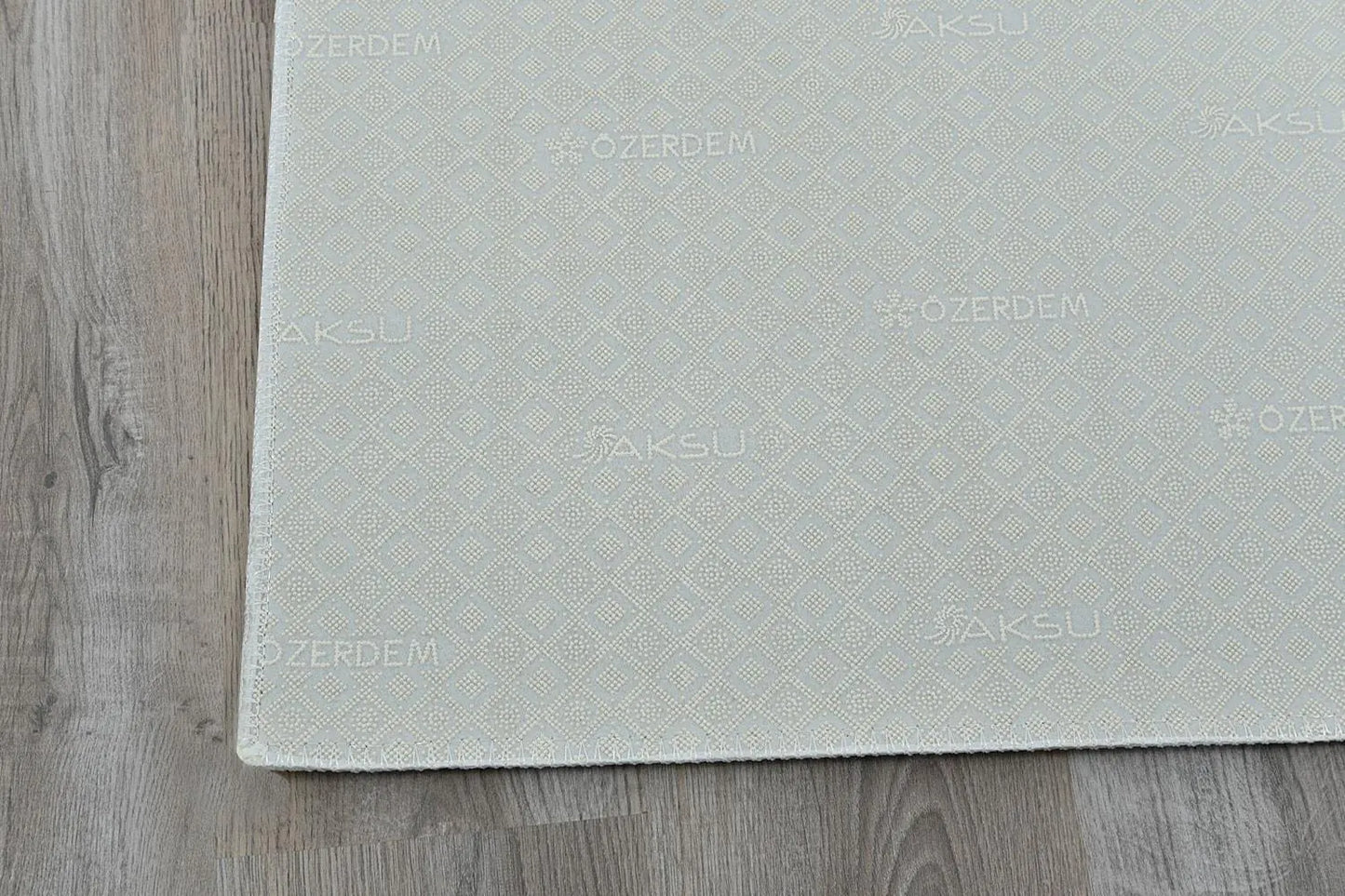 Aksu Non-Slip Floor Carpet 120X180 Pyramid by Anti Spier