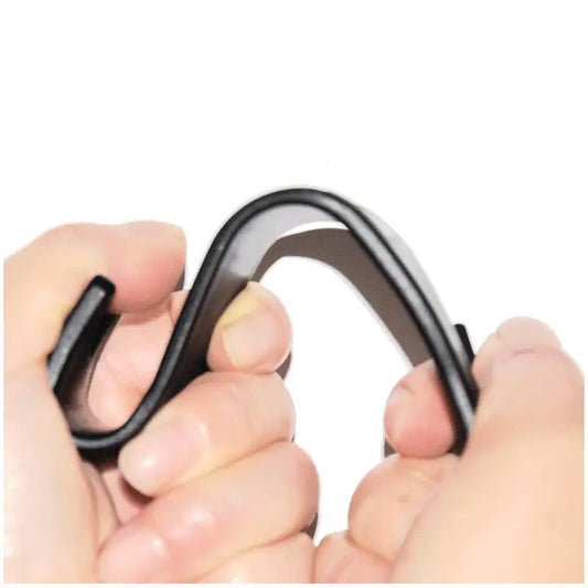 Auto Headrest Hangers by Anti Spier