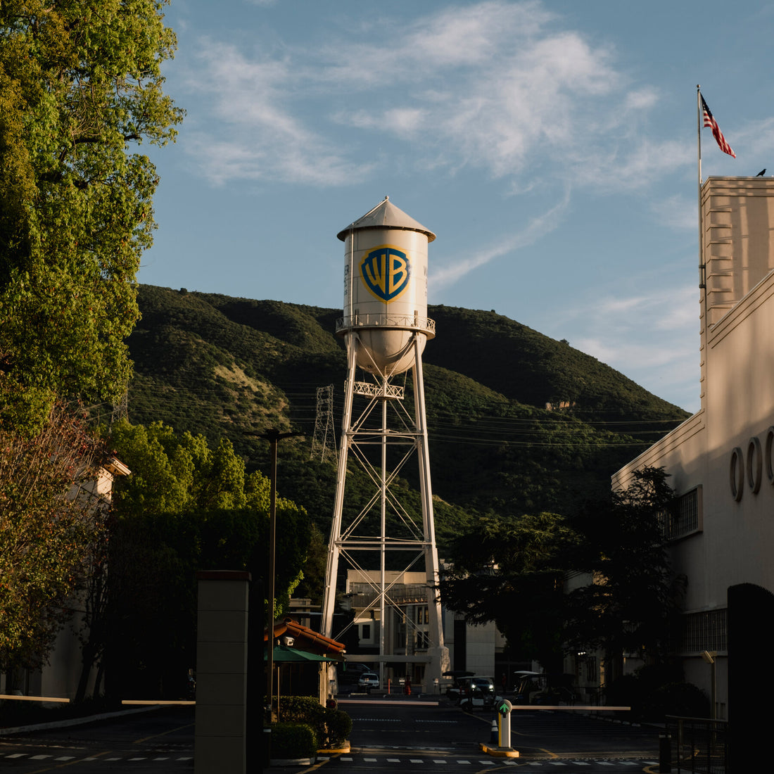 Paramount and Warner Bros. logos
