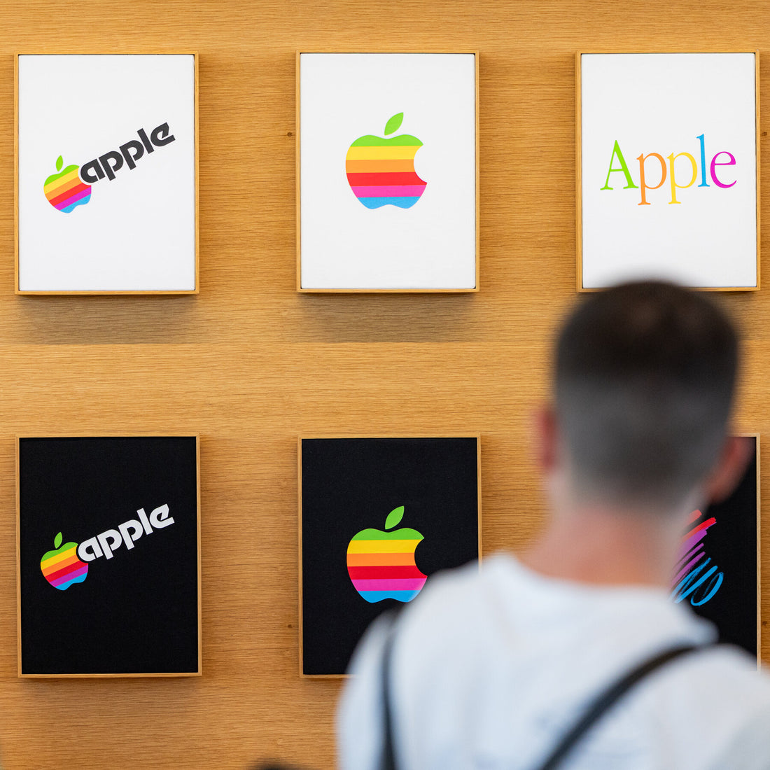 Apple logo