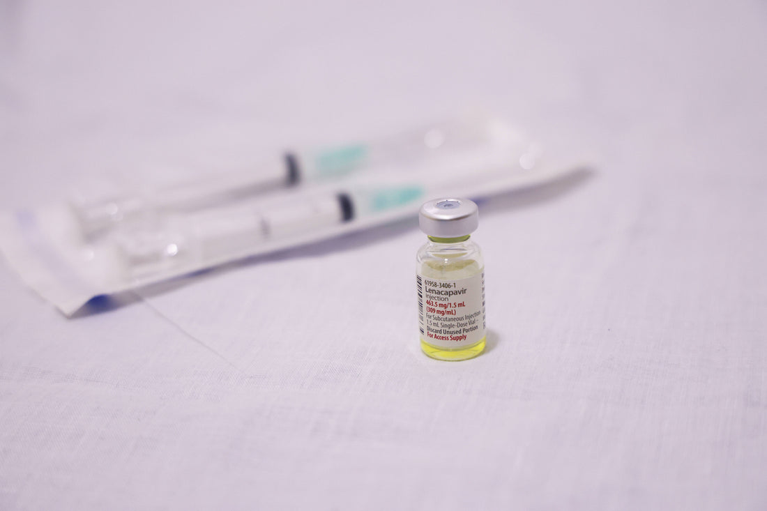 A healthcare provider administering a lenacapavir injection