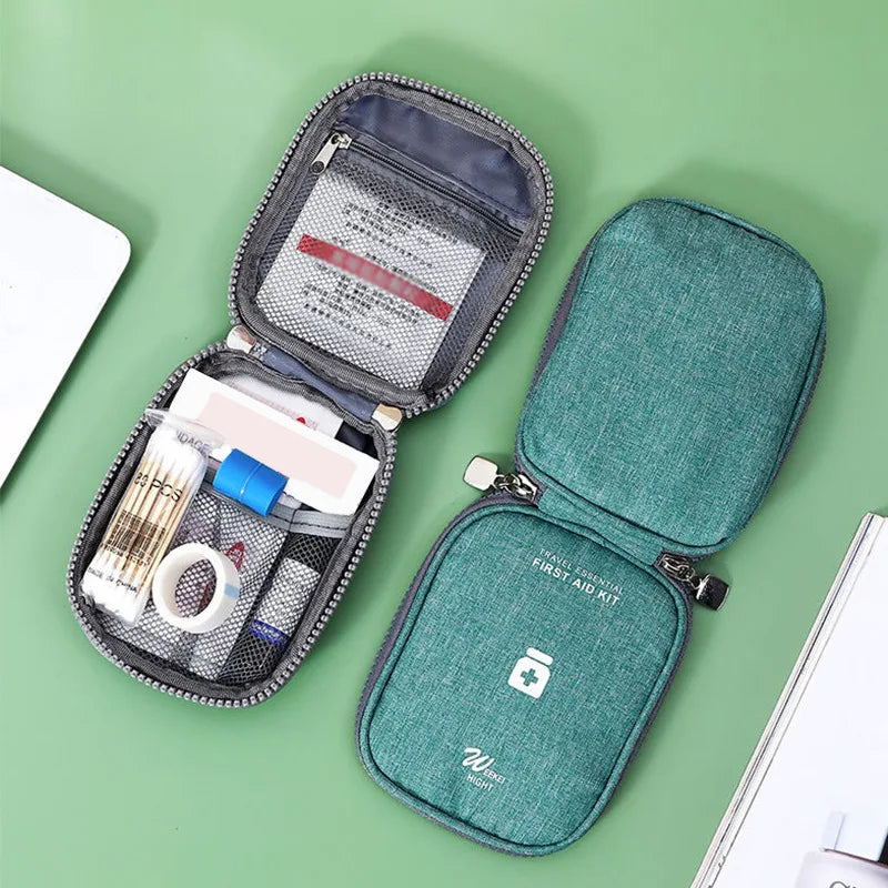Large Capacity First Aid Kit Home Medicine Storage by Anti Spier