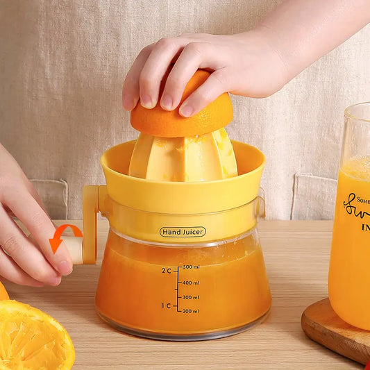 Multi-Functional Manual Juicer for Kitchen Use by Anti Spier