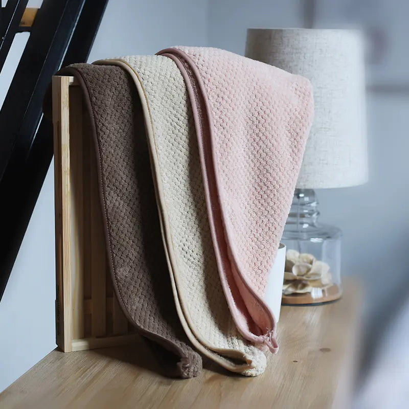 Absorbent Hair Towel & Cap by Anti Spier