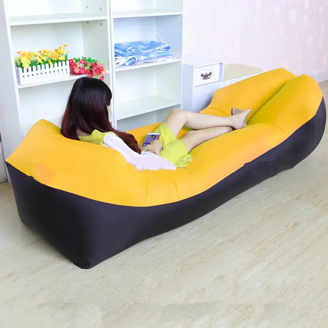Inflatable Sofa Bed by Anti Spier