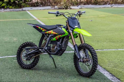Surron 2026 8kw Surron for Hyper Bee: High-performance Electric Dirt Bike Designed for Off-road Adventures.