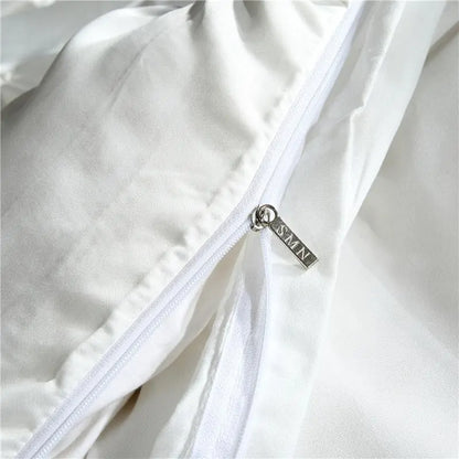 Luxury Silk Bedding Set by Anti Spier