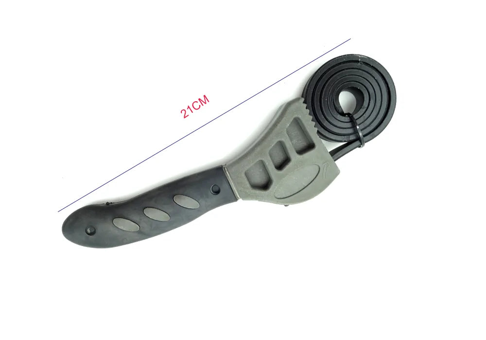 Universal Rubber Strap Wrench Tool by Anti Spier