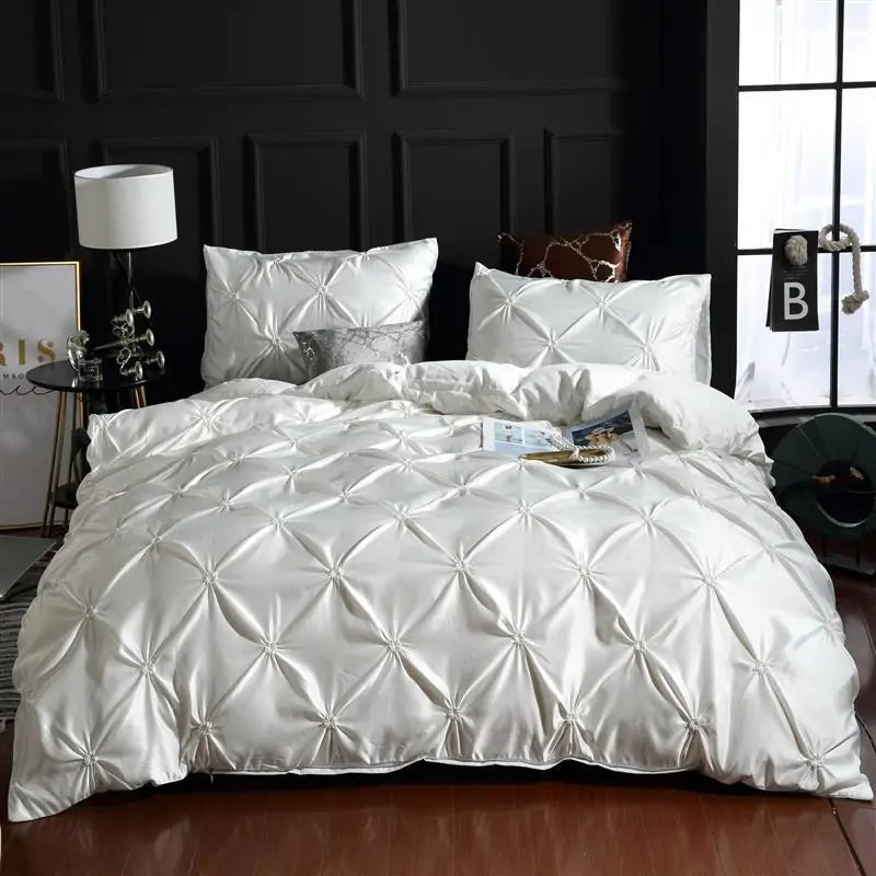 Luxury Silk Bedding Set by Anti Spier