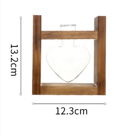 Heart-Shaped Glass Vase with Wooden Stand – stylish and elegant! by Anti Spier