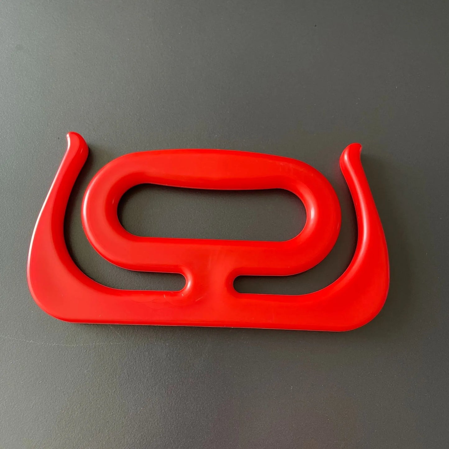 Storage Bag Handle Rack by Anti Spier