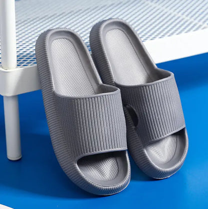Anti-Slip Indoor Slippers by Anti Spier