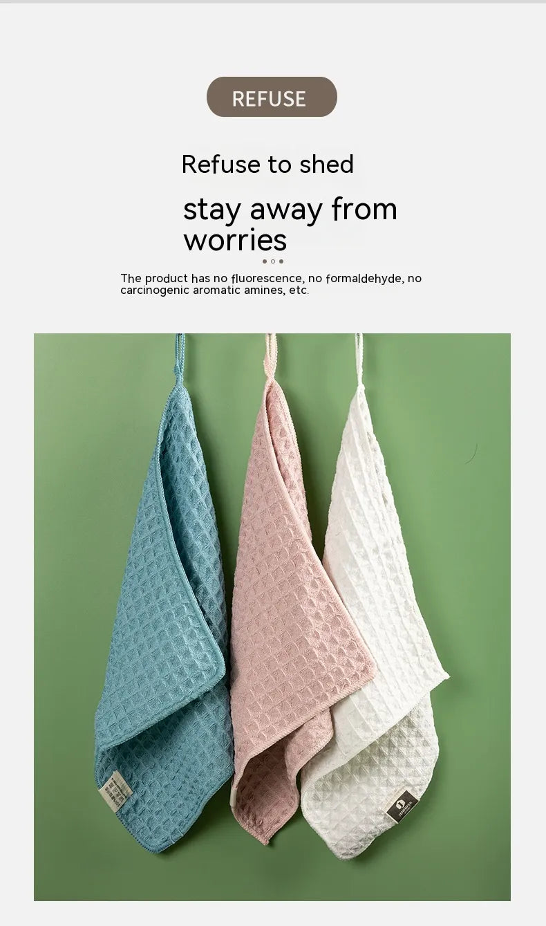 Microfiber Skin-friendly Non-lint Waffle Microfiber Towel by Anti Spier