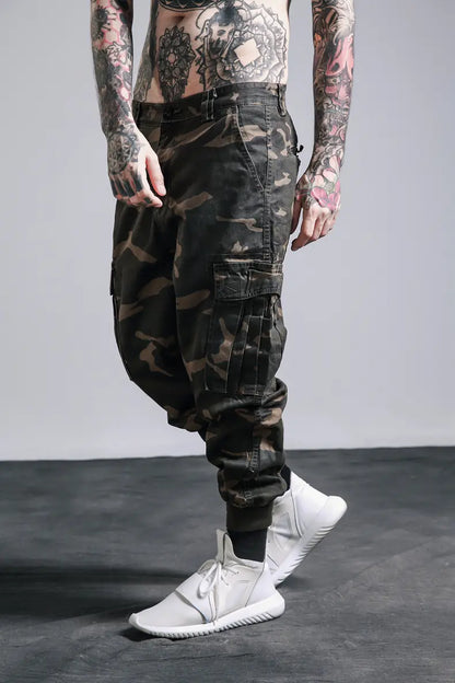 Men's Streetwear Camouflage Cargo Pants in Loose Fit by Anti Spier