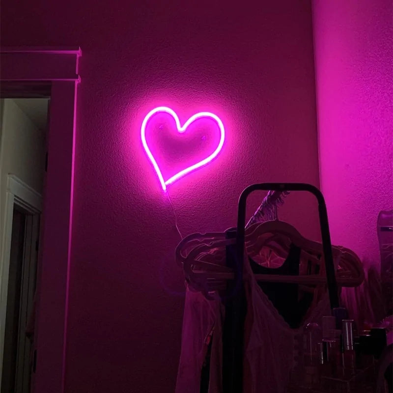 Big Heart Shape Neon Sign Wall Hanging Light - 38cm, USB Powered by Anti Spier