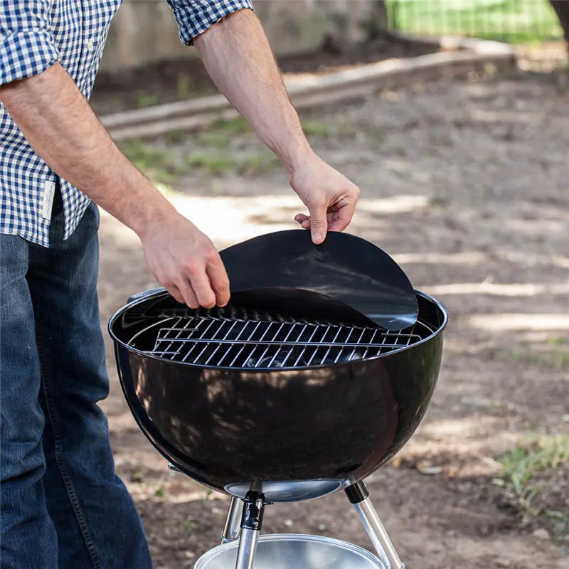 High-Temperature Non-Stick Round BBQ Mat 15.75” by Anti Spier