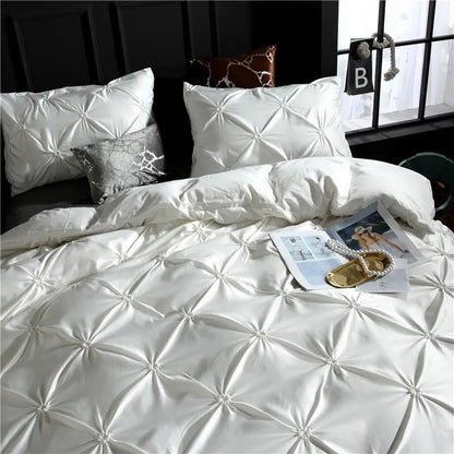 Luxury Silk Bedding Set by Anti Spier