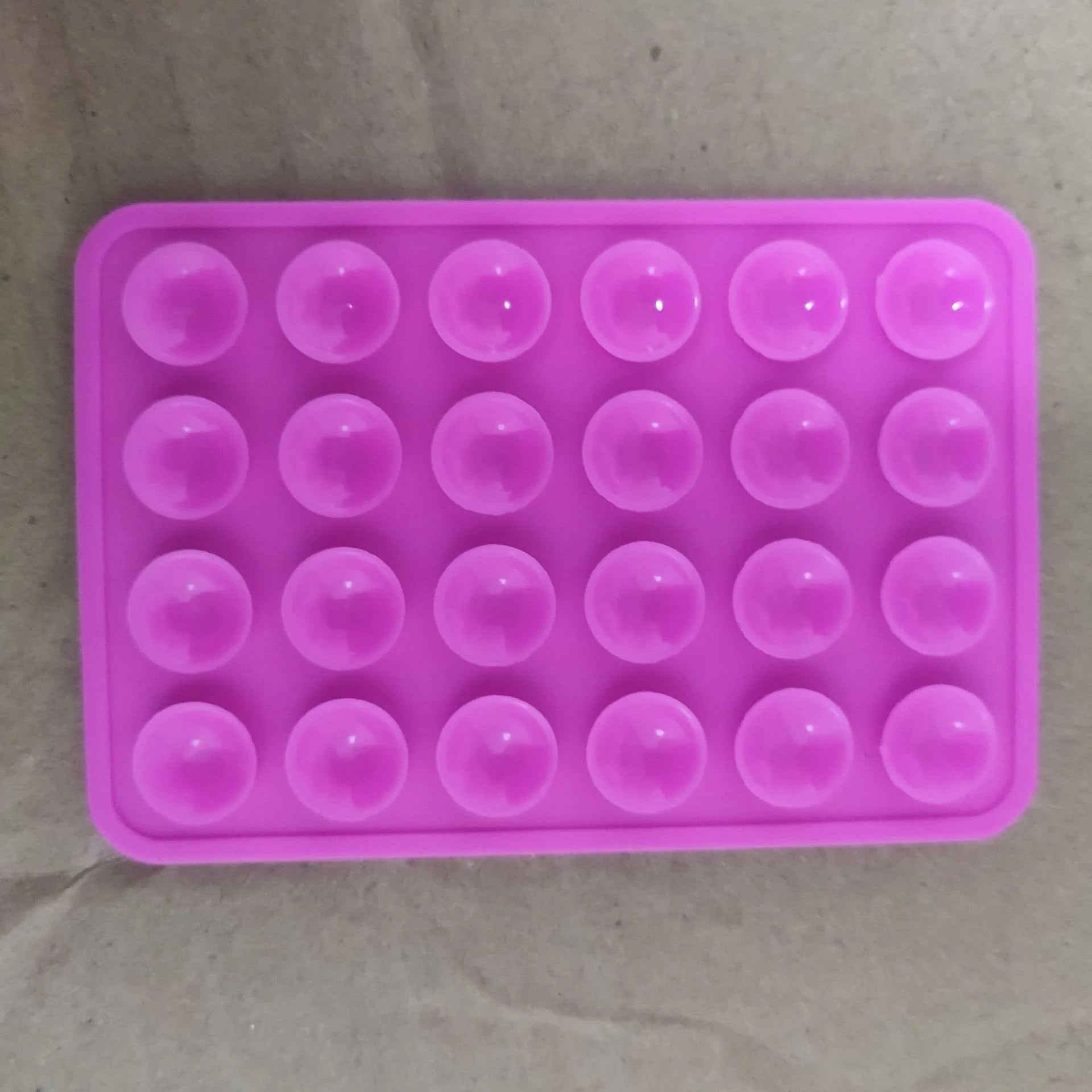 Thickened Silicone 24-Suction Cup Pad by Anti Spier