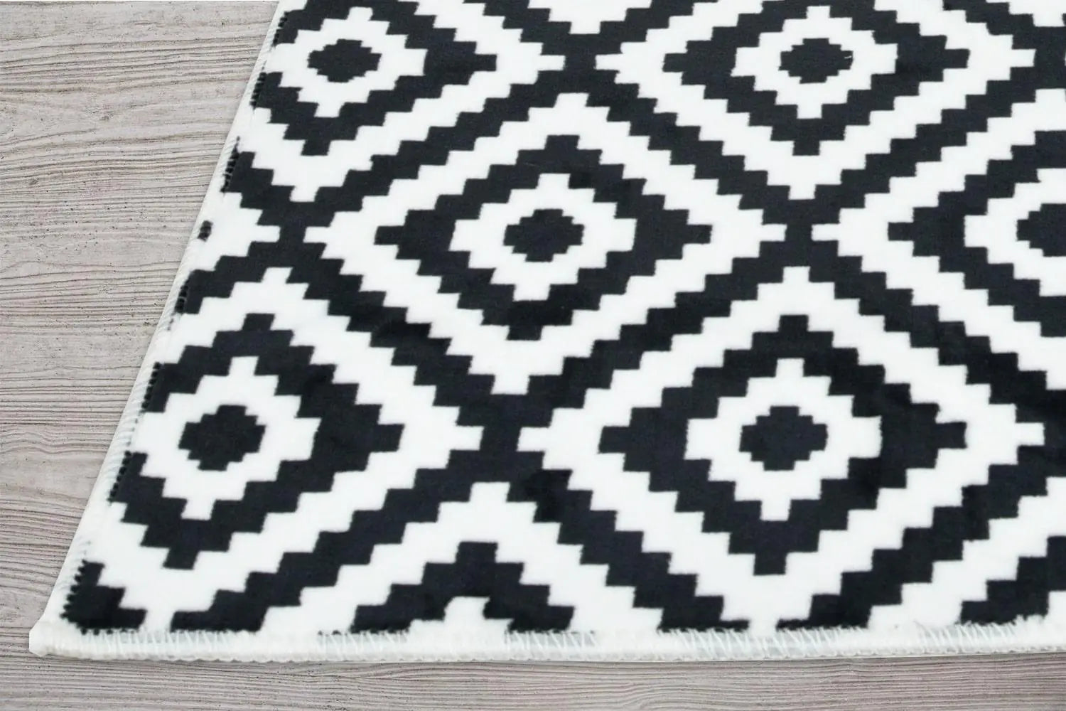 Aksu Non-Slip Floor Carpet 120X180 Pyramid by Anti Spier