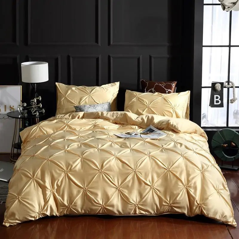 Luxury Silk Bedding Set by Anti Spier