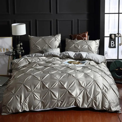 Luxury Silk Bedding Set by Anti Spier