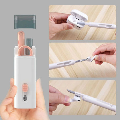 Multifunctional Tech Cleaning Kit by Anti Spier