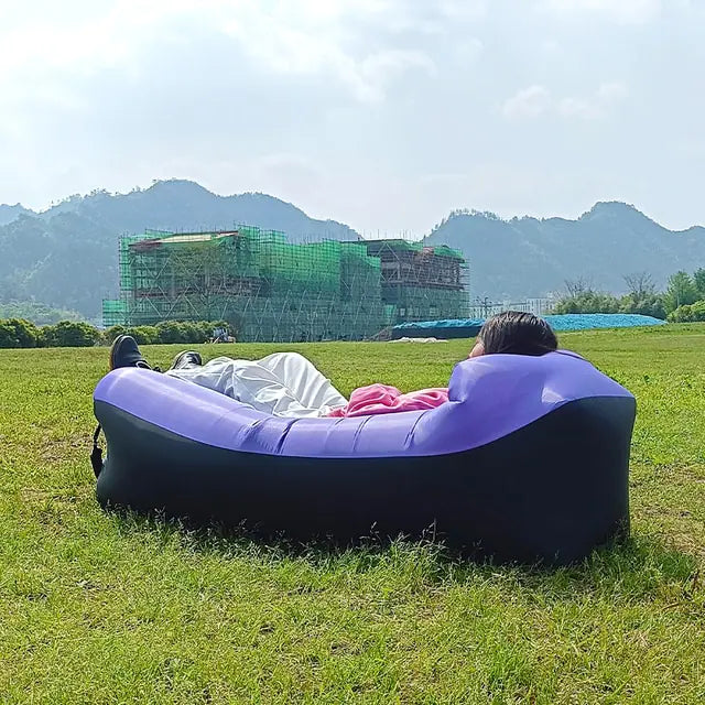 Inflatable Sofa Bed by Anti Spier
