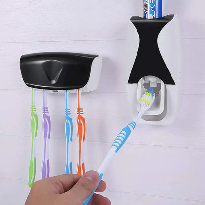 Automatic Toothpaste Dispenser by Anti Spier