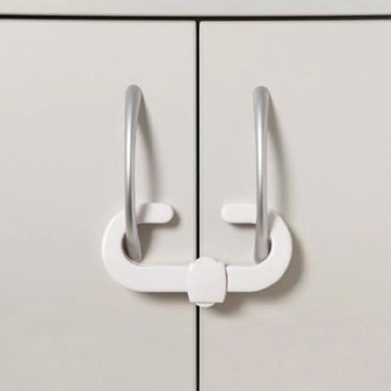 Cabinet Door Safety Handle Lock by Anti Spier
