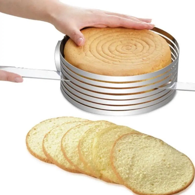 Adjustable Cake Cutter Slicer by Anti Spier
