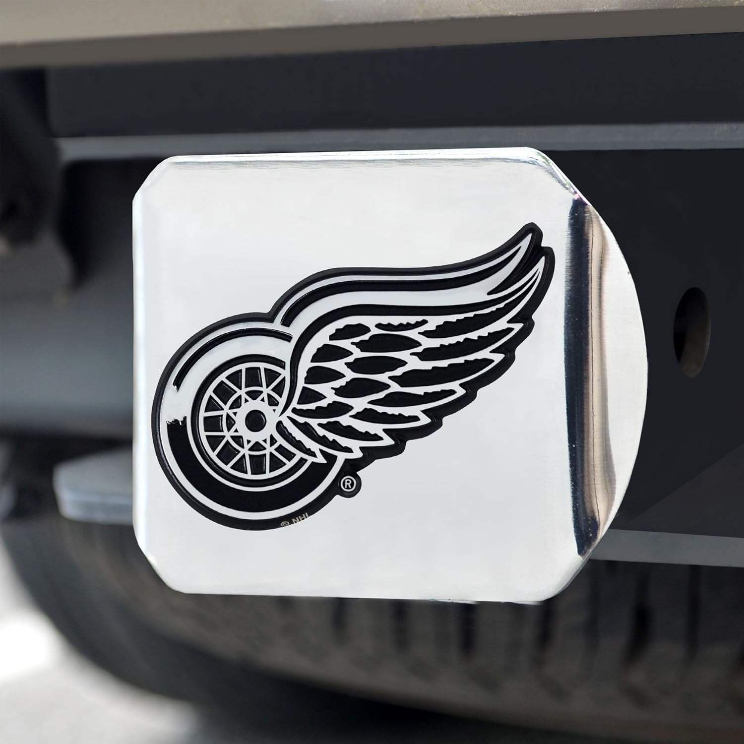 Detroit Red Wings Hitch Cover Solid Metal with Raised Chrome Metal Emblem 2" Square Type III by Fielders Choice