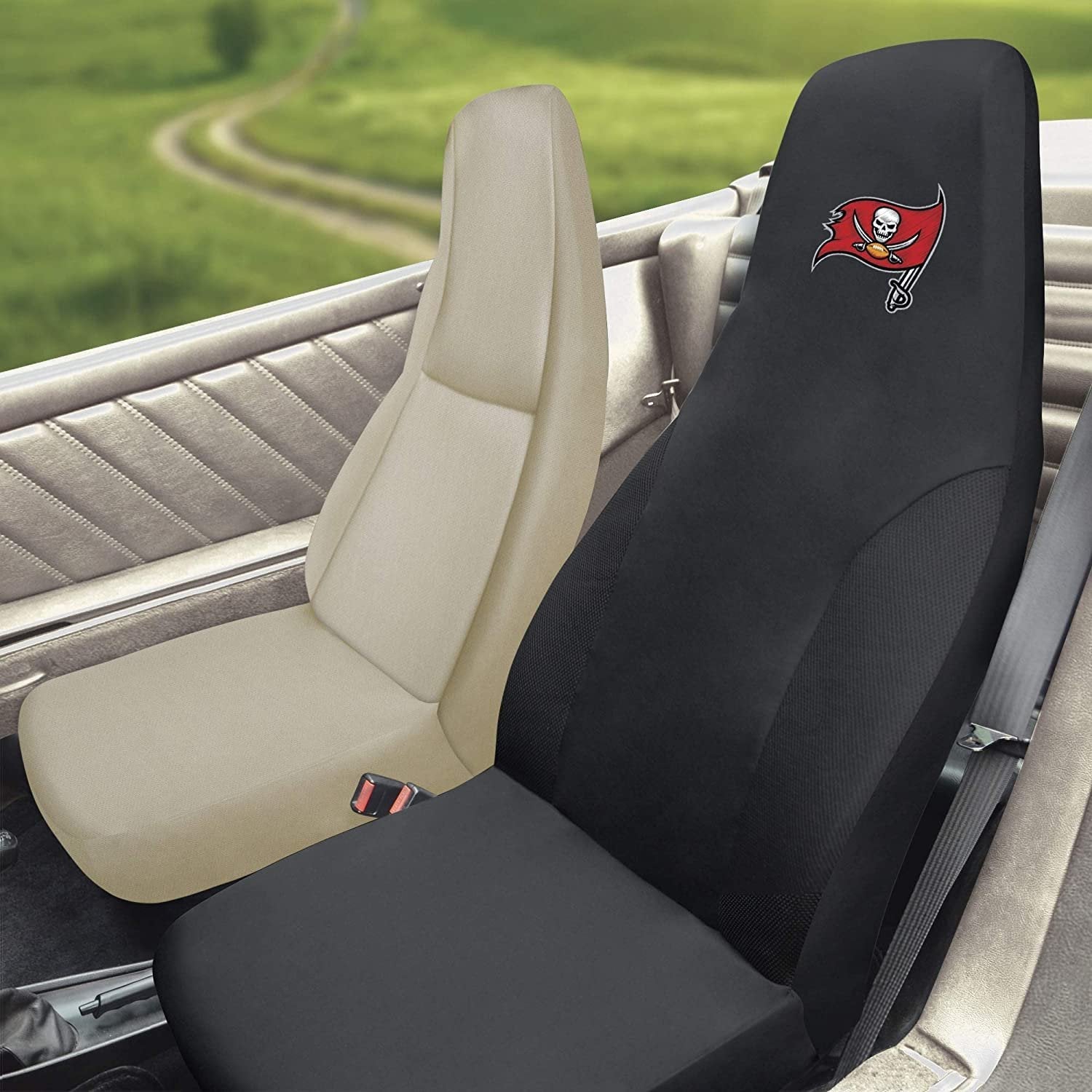 Fanmats - 15628 FANMATS NFL Tampa Bay Buccaneers Embroidered Seat Cover, Black, 20"x48" by Fielders Choice