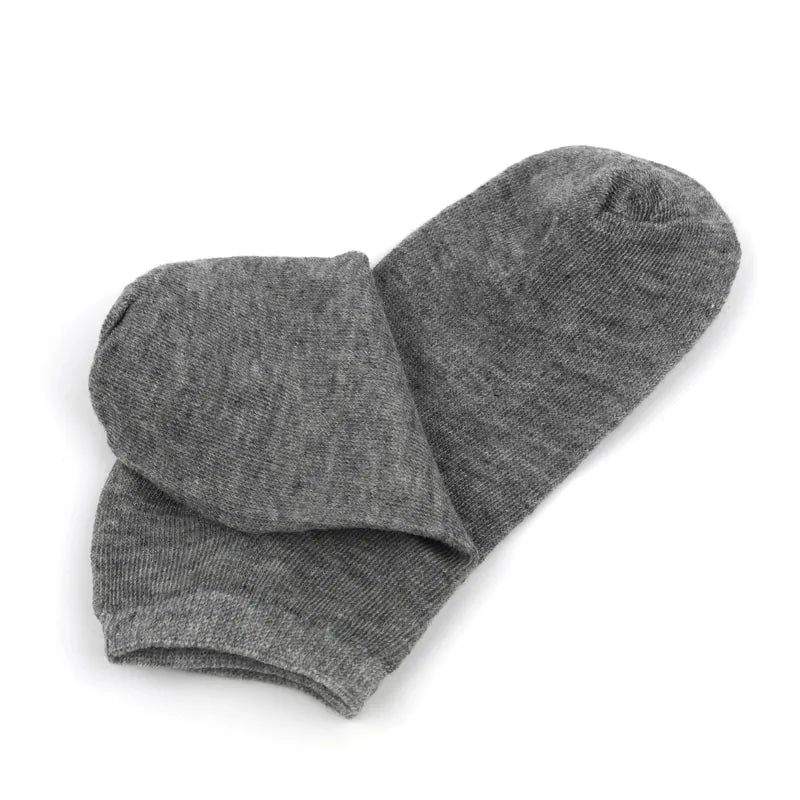 Breathable Sports Socks by Anti Spier