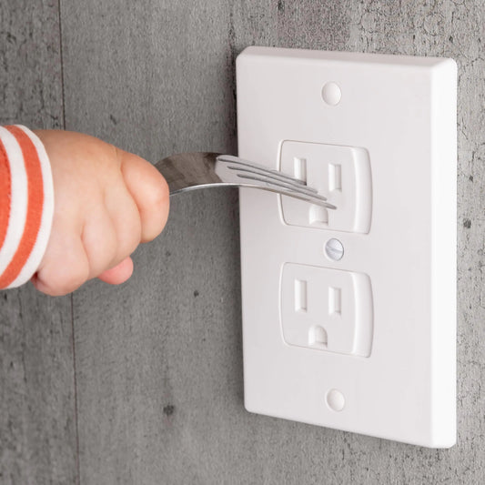 4-Pack Self-Closing Outlet Covers Baby Proofing - for Standard Single Screw & Decorator 2-Screw Outlets - Child Proof Sliding Outlet Covers by Anti Spier