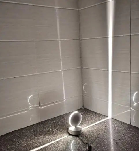 Led Window Lamp by Anti Spier
