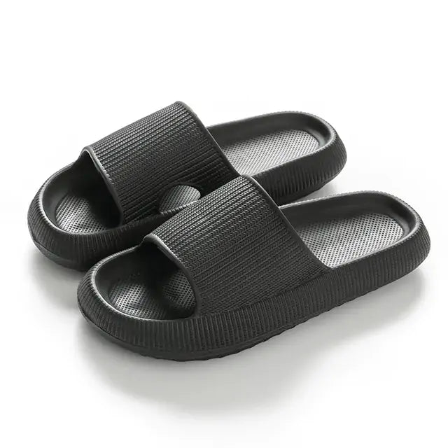 Anti-Slip Indoor Slippers by Anti Spier