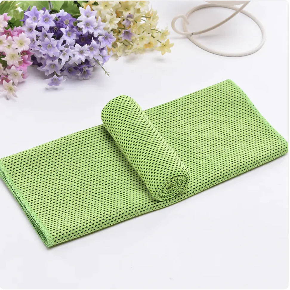Quick-Dry Cooling Sports Towel by Anti Spier