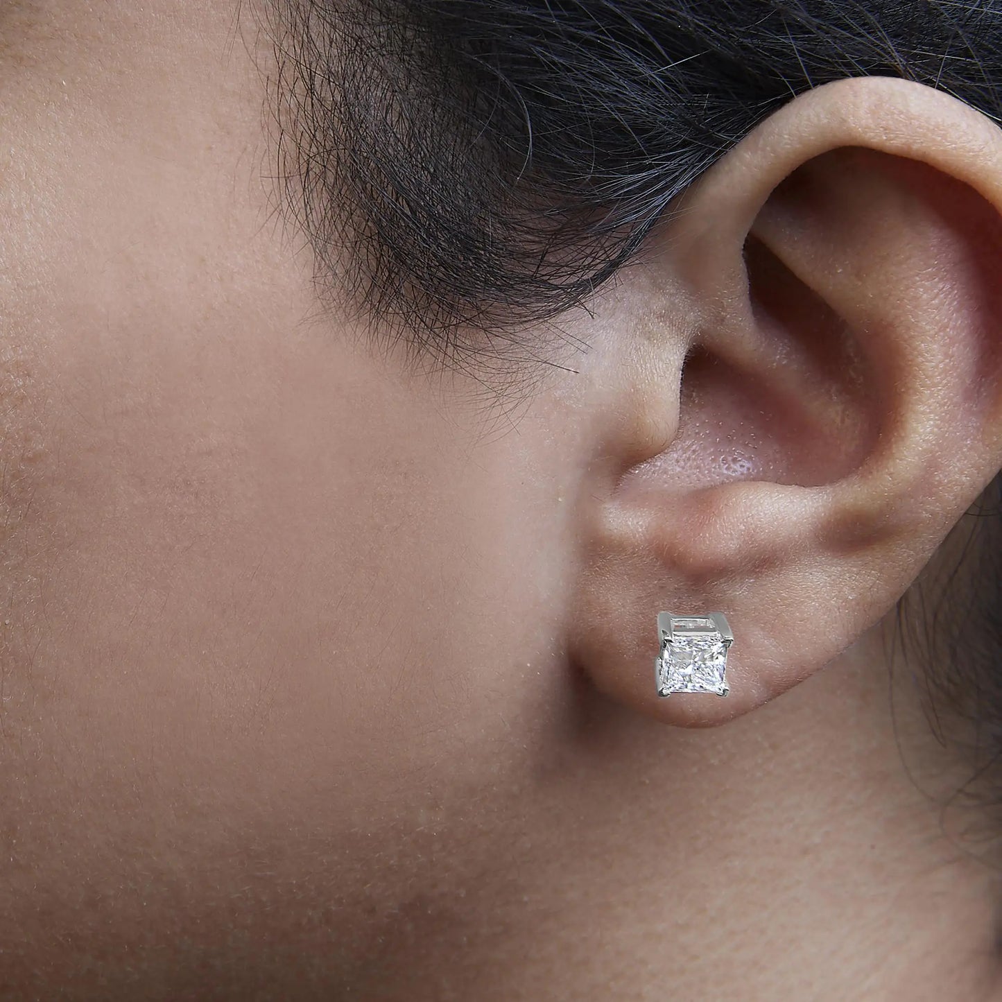14K White Gold Princess Cut Lab-Grown Diamond Solitaire Stud Earrings (F-G Color, VS2-SI1 Clarity) by Anti Spier